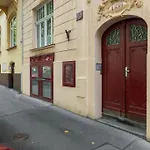 Historic In Vinohrady, Loved By Locals By Easybnb Premium Апартаменты Прага