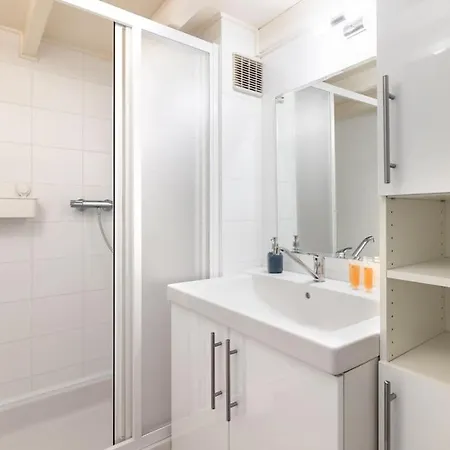 Historic In Vinohrady, Loved By Locals By Easybnb Premium Apartmán